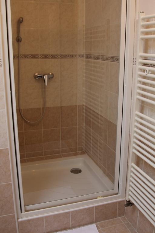Apartmany Racianska Братислава Номер фото