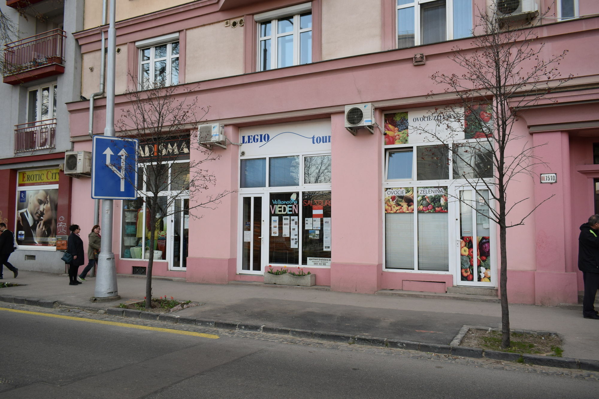 Apartmany Racianska Братислава Экстерьер фото