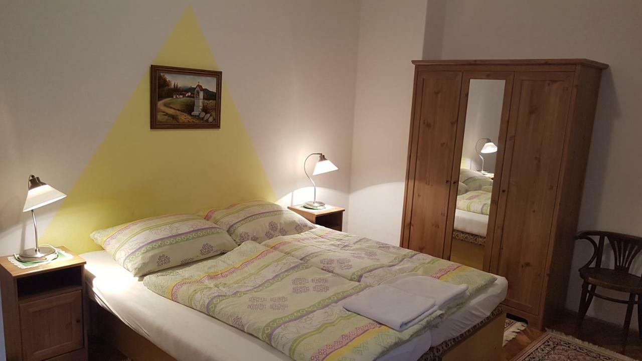 Apartmany Racianska Братислава Экстерьер фото